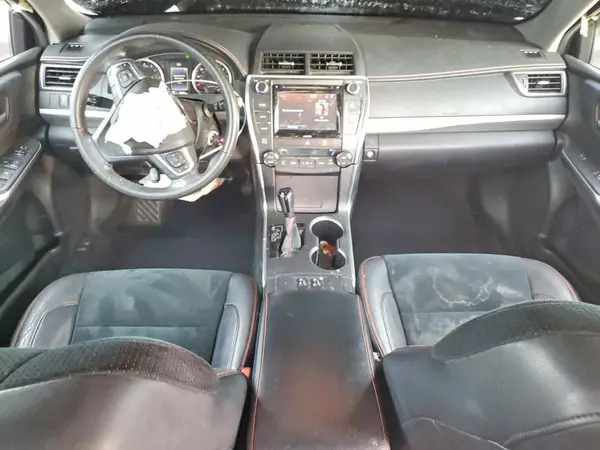 4T1BF1FK4HU303952 2017 TOYOTA CAMRY - Image 8