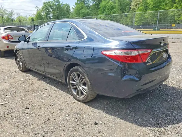 4T1BF1FK4HU304289 2017 TOYOTA CAMRY - Image 2