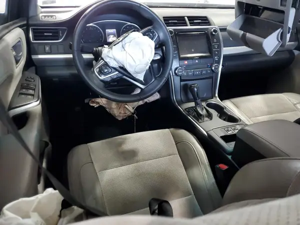 4T1BF1FK4HU305068 2017 TOYOTA CAMRY - Image 8