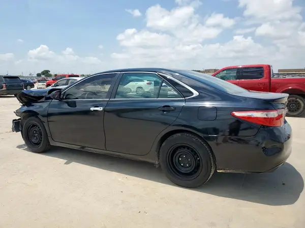 4T1BF1FK4HU305359 2017 TOYOTA CAMRY - Image 2