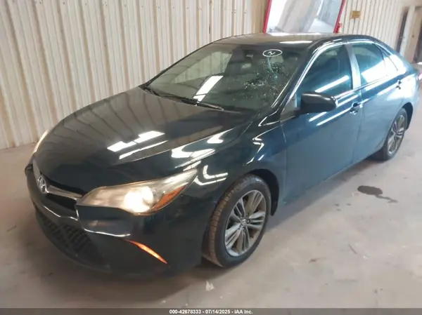 4T1BF1FK4HU306558 2017 TOYOTA CAMRY - Image 2