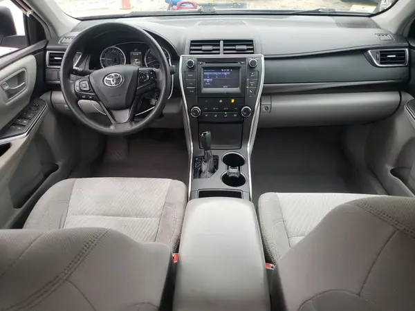 4T1BF1FK4HU308214 2017 TOYOTA CAMRY - Image 8
