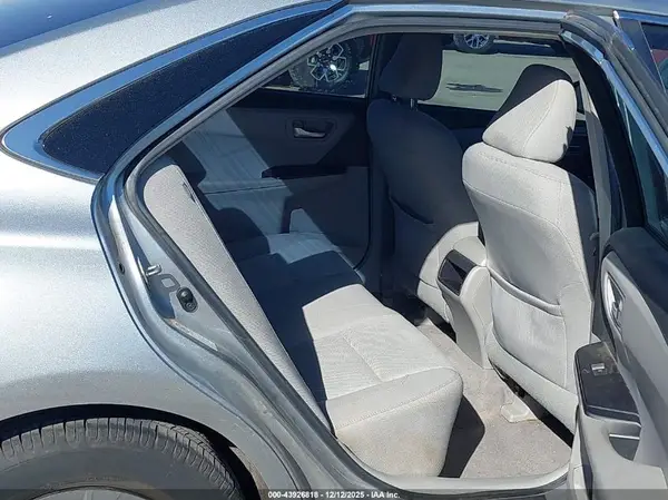 4T1BF1FK4HU313140 2017 TOYOTA CAMRY - Image 8
