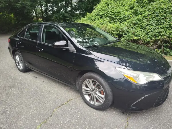 4T1BF1FK4HU316121 2017 TOYOTA CAMRY - Image 1