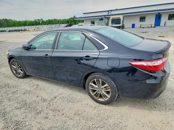 4T1BF1FK4HU316281 2017 TOYOTA CAMRY - Image 2