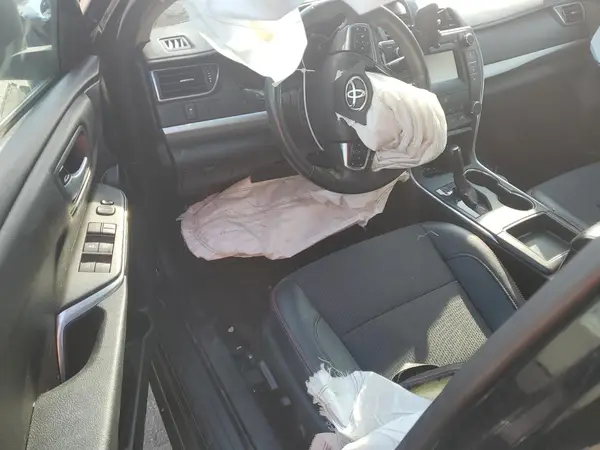 4T1BF1FK4HU317768 2017 TOYOTA CAMRY - Image 8