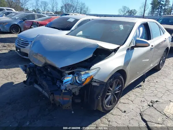 4T1BF1FK4HU325045 2017 TOYOTA CAMRY - Image 2