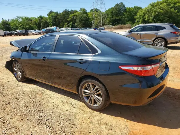 4T1BF1FK4HU325899 2017 TOYOTA CAMRY - Image 2