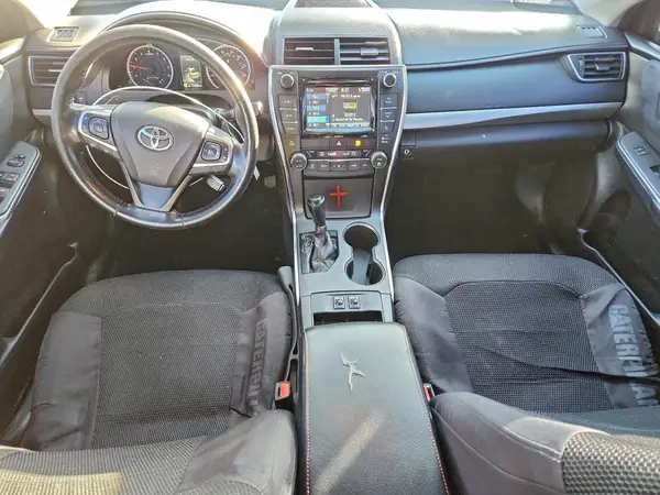 4T1BF1FK4HU328673 2017 TOYOTA CAMRY - Image 8