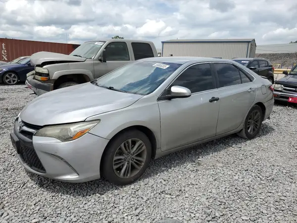 4T1BF1FK4HU331783 2017 TOYOTA CAMRY - Image 1