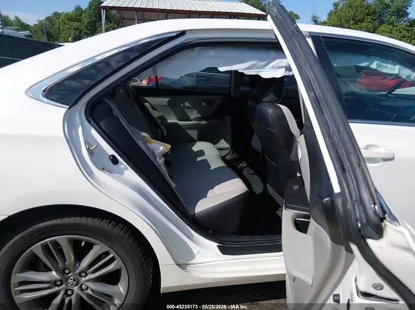 4T1BF1FK4HU336627 2017 TOYOTA CAMRY - Image 8