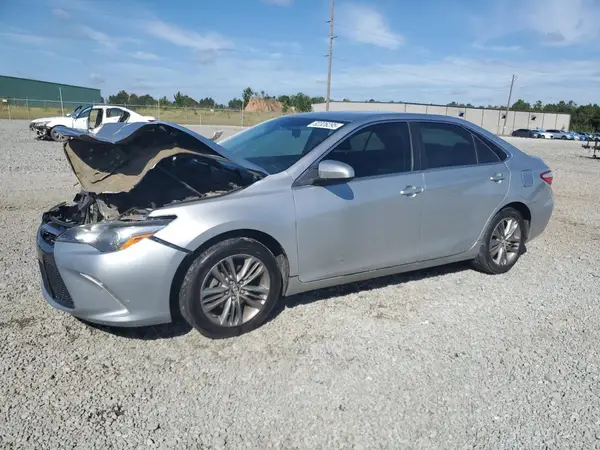 4T1BF1FK4HU339592 2017 TOYOTA CAMRY - Image 1
