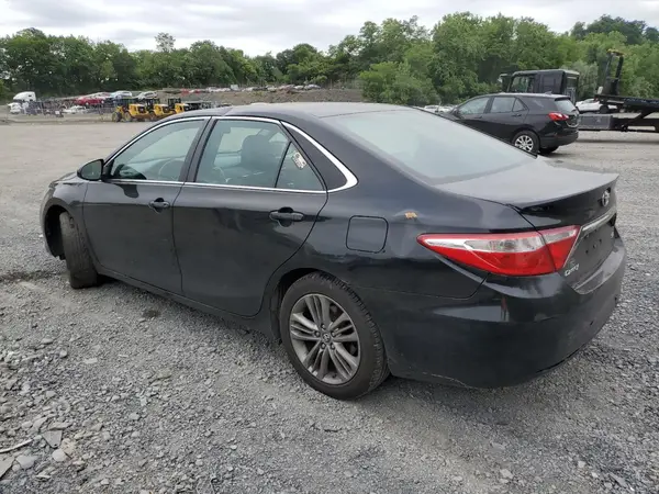 4T1BF1FK4HU345277 2017 TOYOTA CAMRY - Image 2