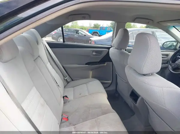 4T1BF1FK4HU348129 2017 TOYOTA CAMRY - Image 8