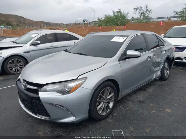 4T1BF1FK4HU349149 2017 TOYOTA CAMRY - Image 2