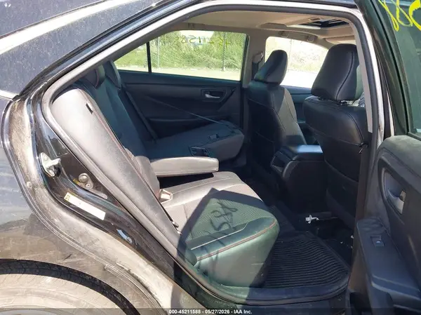 4T1BF1FK4HU350575 2017 TOYOTA CAMRY - Image 8