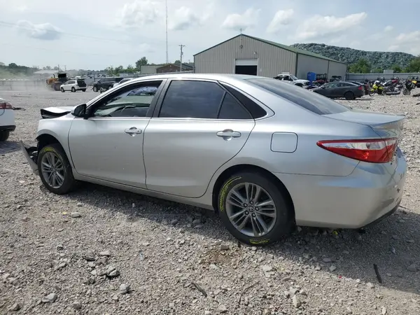 4T1BF1FK4HU351354 2017 TOYOTA CAMRY - Image 2