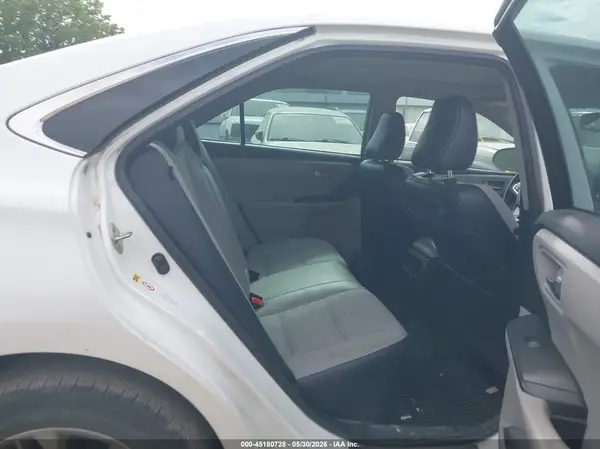 4T1BF1FK4HU353007 2017 TOYOTA CAMRY - Image 8