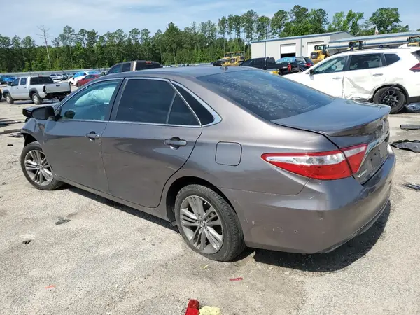 4T1BF1FK4HU354254 2017 TOYOTA CAMRY - Image 2