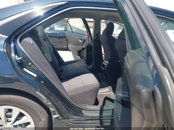 4T1BF1FK4HU355663 2017 TOYOTA CAMRY - Image 8