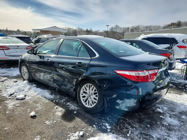 4T1BF1FK4HU356375 2017 TOYOTA CAMRY - Image 2