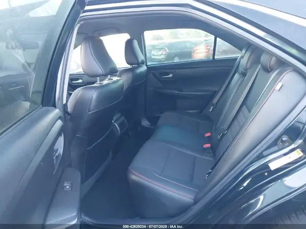 4T1BF1FK4HU357753 2017 TOYOTA CAMRY - Image 8