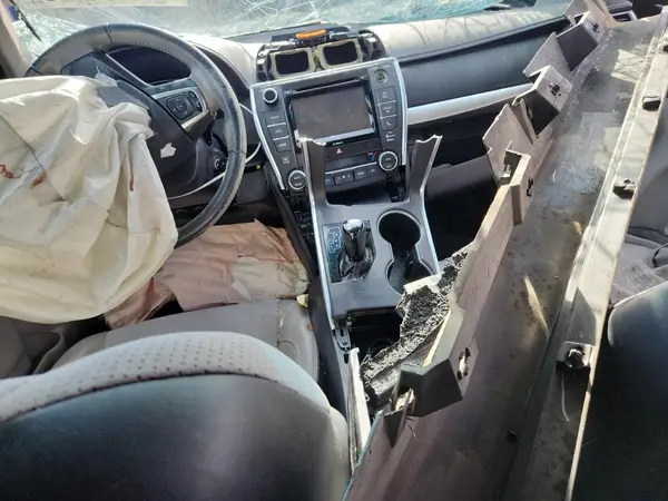 4T1BF1FK4HU359566 2017 TOYOTA CAMRY - Image 8