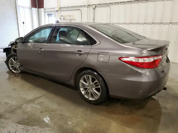 4T1BF1FK4HU361267 2017 TOYOTA CAMRY - Image 2