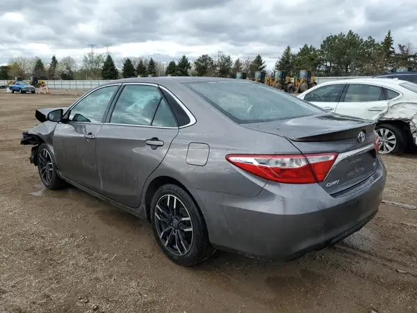 4T1BF1FK4HU365951 2017 TOYOTA CAMRY - Image 2