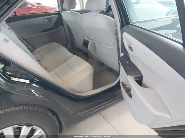 4T1BF1FK4HU367148 2017 TOYOTA CAMRY - Image 8
