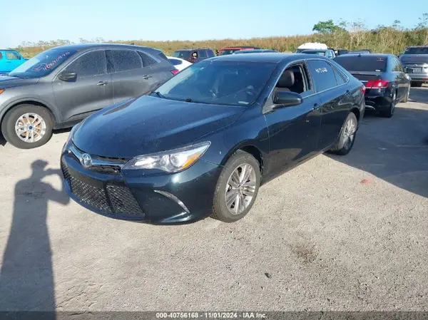 4T1BF1FK4HU367716 2017 TOYOTA CAMRY - Image 2