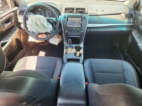 4T1BF1FK4HU369109 2017 TOYOTA CAMRY - Image 8