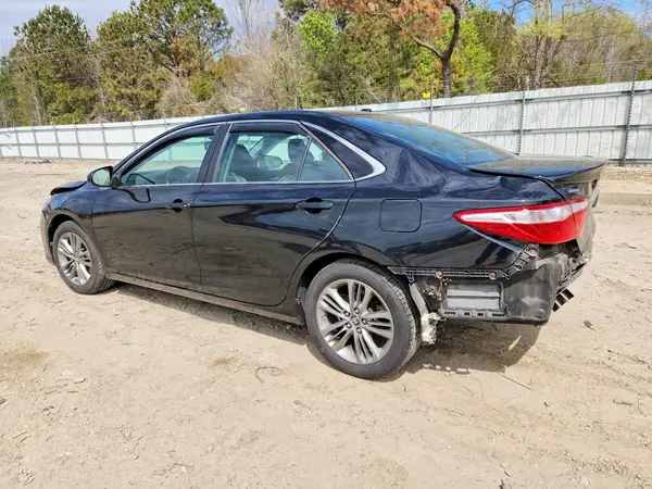 4T1BF1FK4HU370129 2017 TOYOTA CAMRY - Image 2