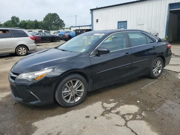 4T1BF1FK4HU370986 2017 TOYOTA CAMRY - Image 1