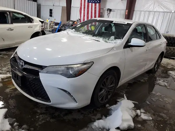 4T1BF1FK4HU371295 2017 TOYOTA CAMRY - Image 1