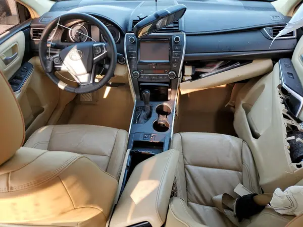 4T1BF1FK4HU372141 2017 TOYOTA CAMRY - Image 8