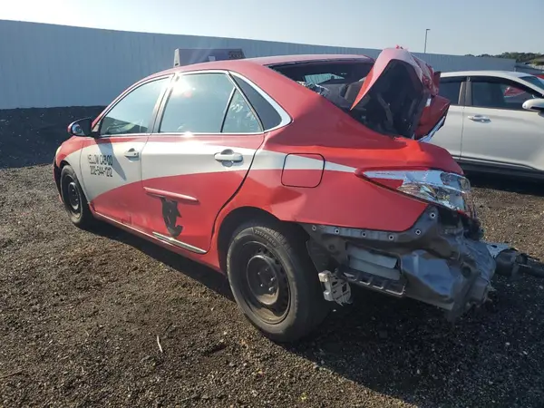 4T1BF1FK4HU375234 2017 TOYOTA CAMRY - Image 2