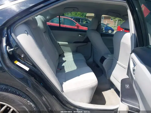 4T1BF1FK4HU378098 2017 TOYOTA CAMRY - Image 8