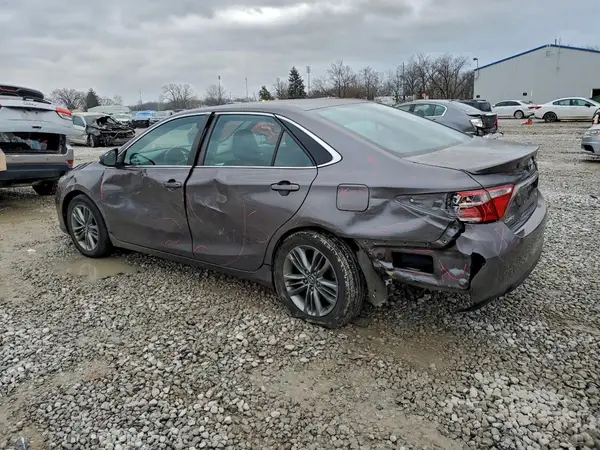 4T1BF1FK4HU378151 2017 TOYOTA CAMRY - Image 2