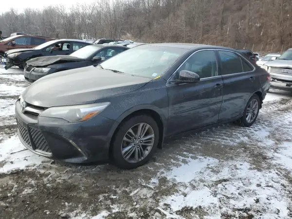 4T1BF1FK4HU381048 2017 TOYOTA CAMRY - Image 1