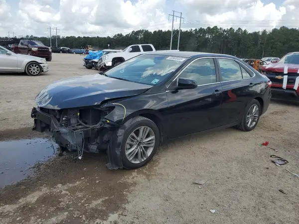 4T1BF1FK4HU383141 2017 TOYOTA CAMRY - Image 1