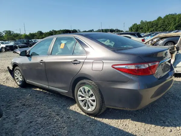 4T1BF1FK4HU385214 2017 TOYOTA CAMRY - Image 2