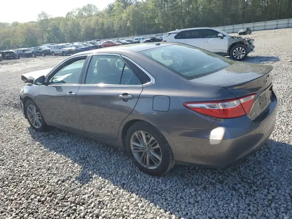 4T1BF1FK4HU385939 2017 TOYOTA CAMRY - Image 2