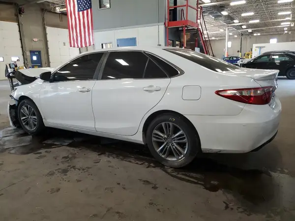 4T1BF1FK4HU386086 2017 TOYOTA CAMRY - Image 2