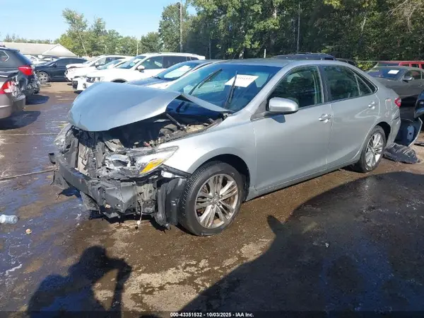 4T1BF1FK4HU387755 2017 TOYOTA CAMRY - Image 2