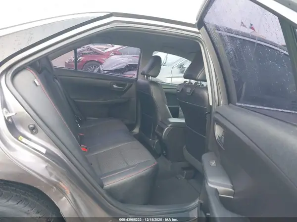 4T1BF1FK4HU388761 2017 TOYOTA CAMRY - Image 8