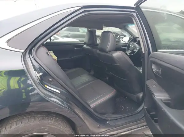 4T1BF1FK4HU390249 2017 TOYOTA CAMRY - Image 8