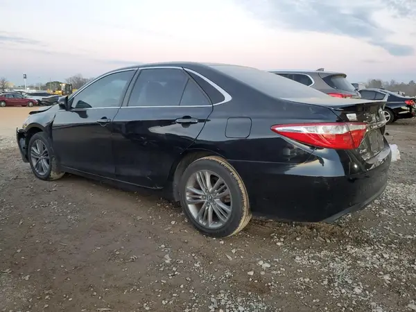 4T1BF1FK4HU393541 2017 TOYOTA CAMRY - Image 2