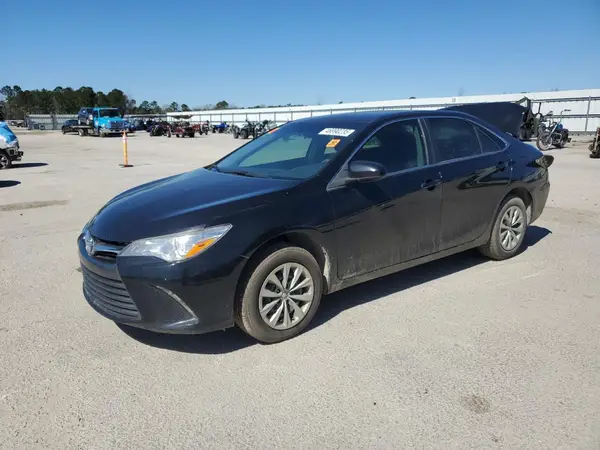 4T1BF1FK4HU394432 2017 TOYOTA CAMRY - Image 1