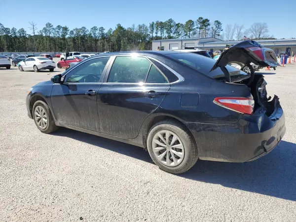 4T1BF1FK4HU394432 2017 TOYOTA CAMRY - Image 2